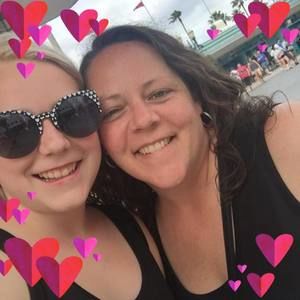 Meet your Posher, Macy